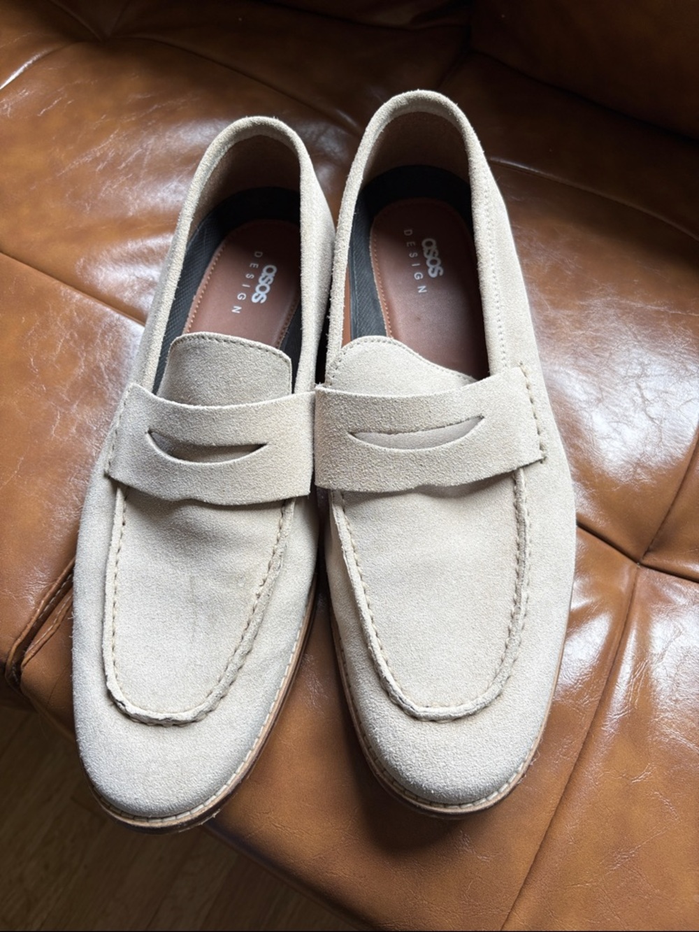 ASOS Design penny loafers in stone suede. Men’s size 11